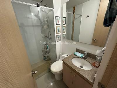 Apartamento de 3 alcobas en venta en San Jose, Sabaneta, 68 m² · foto 5 de 14