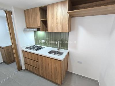 Apartamento en arriendo en San Jose, Sabaneta · foto 2 de 13