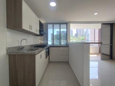 Apartamento de 3 alcobas en arriendo en Aves Maria, Sabaneta, 90 m² · foto 2 de 13