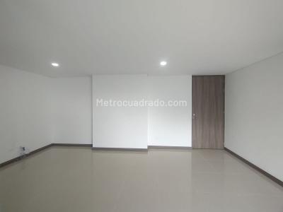 Apartamento de 3 alcobas en arriendo en Aves Maria, Sabaneta, 90 m² · foto 3 de 13