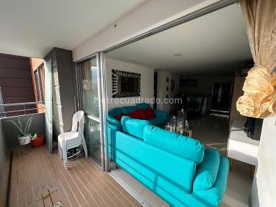 Apartamento de 3 alcobas en venta en Calle Nueva, Sabaneta, 82 m² · foto 8 de 17