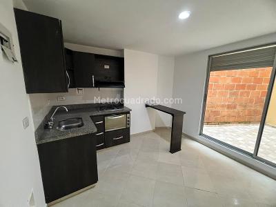 Apartamento de 2 alcobas en arriendo en El Trapcihe, Sabaneta, 55 m² · foto 3 de 10