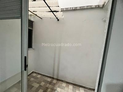 Apartamento de 2 alcobas en arriendo en El Trapcihe, Sabaneta, 55 m² · foto 9 de 10
