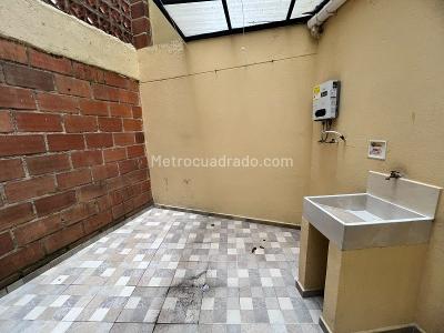 Apartamento de 2 alcobas en arriendo en El Trapcihe, Sabaneta, 55 m² · foto 10 de 10