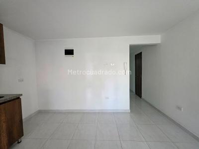 Apartamento de 2 alcobas en arriendo en San Joaquin, Sabaneta, 61 m² · foto 3 de 15