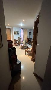 Apartamento de 4 alcobas en venta en Bolivariana, Medellín, 230 m² · foto 2 de 19