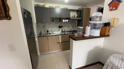 Apartamento de 2 alcobas en venta en La Sebastiana, Envigado, 68 m² · foto 3 de 16