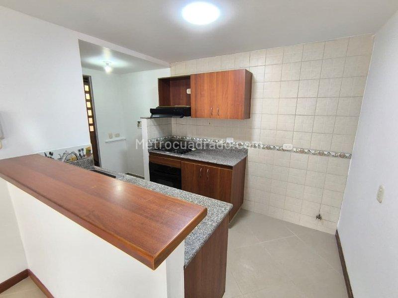Apartamento en Arriendo, Prados De Sabaneta, Sabaneta