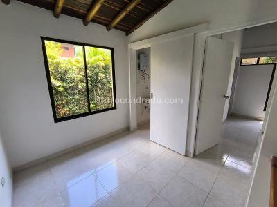 Casa de 2 alcobas en arriendo en La Doctora, Sabaneta, 60 m² · foto 5 de 18