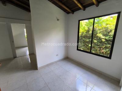 Casa de 2 alcobas en arriendo en La Doctora, Sabaneta, 60 m² · foto 9 de 18