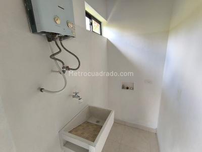 Casa de 2 alcobas en arriendo en La Doctora, Sabaneta, 60 m² · foto 12 de 18