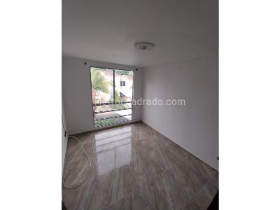 Casa en venta en Galicia, Pereira · foto 2 de 19
