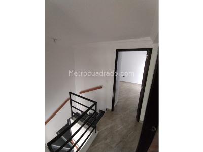 Casa en venta en Galicia, Pereira · foto 3 de 19