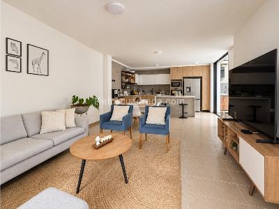 Casa de 3 alcobas en venta en Cerritos, Pereira, 152 m² · foto 3 de 16