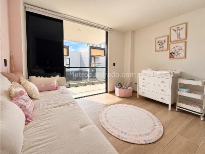 Casa de 3 alcobas en venta en Cerritos, Pereira, 152 m² · foto 4 de 16