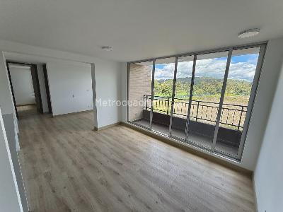 Apartamento en venta en Lagos De Torca, Bogotá · foto 2 de 17
