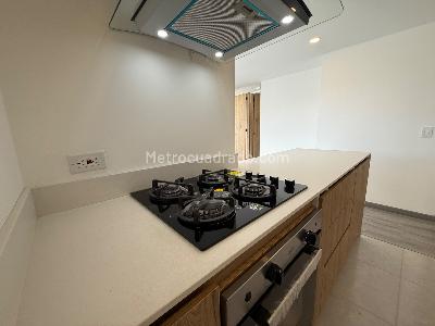 Apartamento en venta en Quinta Paredes, Bogotá · foto 8 de 19