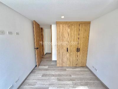 Apartamento en venta en Quinta Paredes, Bogotá · foto 15 de 19