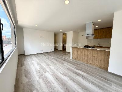 Apartamento en venta en Quinta Paredes, Bogotá · foto 6 de 19