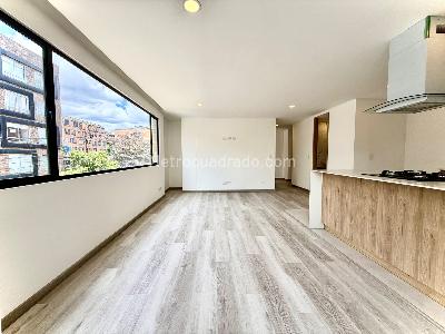 Apartamento en venta en Quinta Paredes, Bogotá · foto 8 de 19