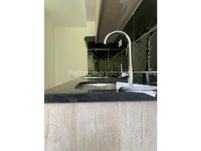 Apartamento de 2 alcobas en venta en Rionegro, Rionegro, 50 m² · foto 2 de 20