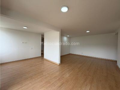 Apartamento de 2 alcobas en venta en Sabaneta, Sabaneta, 74 m² · foto 12 de 20