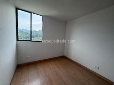 Apartamento de 2 alcobas en venta en Sabaneta, Sabaneta, 74 m² · foto 15 de 20