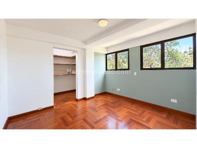 Apartamento en venta en El Poblado, Medellín · foto 12 de 17