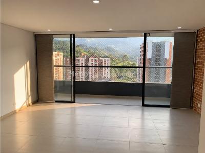 Apartamento de 3 alcobas en venta en Loma De Las Brujas, Envigado, 94 m² · foto 3 de 15