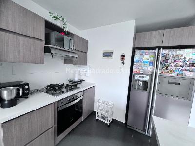 Apartamento en venta en La Frontera, Medellín · foto 10 de 18