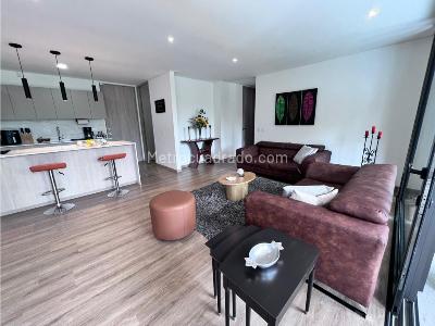 Apartamento de 2 alcobas en venta en Rionegro, Rionegro, 119 m² · foto 2 de 20