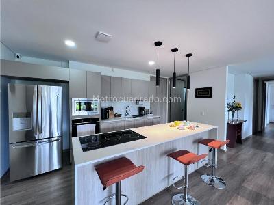 Apartamento de 2 alcobas en venta en Rionegro, Rionegro, 119 m² · foto 3 de 20