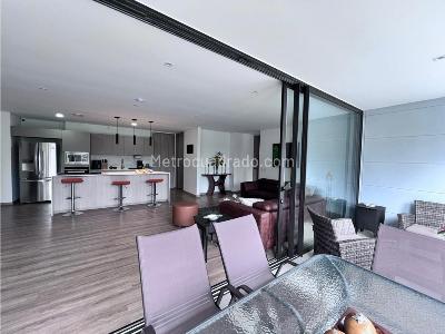 Apartamento de 2 alcobas en venta en Rionegro, Rionegro, 119 m² · foto 4 de 20