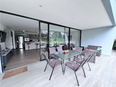 Apartamento de 2 alcobas en venta en Rionegro, Rionegro, 119 m² · foto 5 de 20
