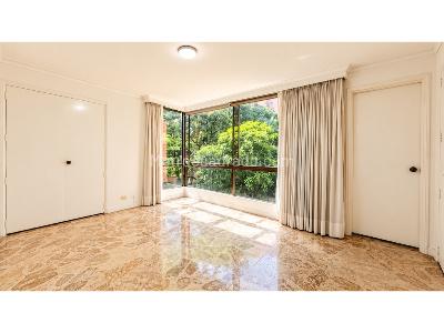 Apartamento en venta en El Poblado, Medellín · foto 5 de 16