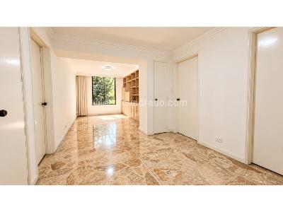 Apartamento en venta en El Poblado, Medellín · foto 8 de 16