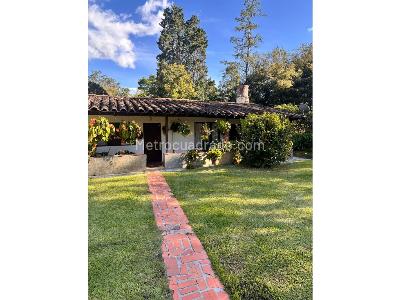 Casa de 4 alcobas en venta en Vereda Vilachuaga, Rionegro · foto 2 de 12