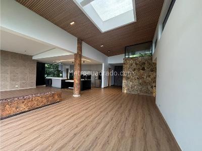 Casa de 3 alcobas en venta en Poblado Las Palmas, Medellín · foto 13 de 20