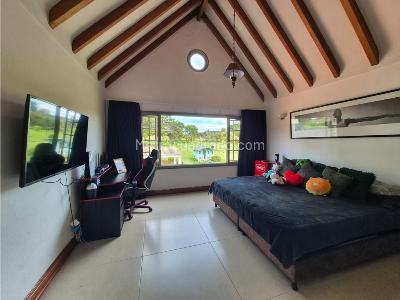 Casa de 5 alcobas en venta en Envigado, Envigado · foto 14 de 20
