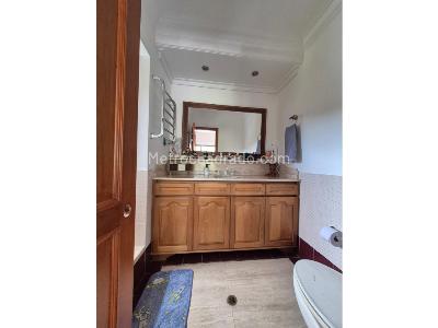 Casa de 5 alcobas en venta en Envigado, Envigado · foto 19 de 20