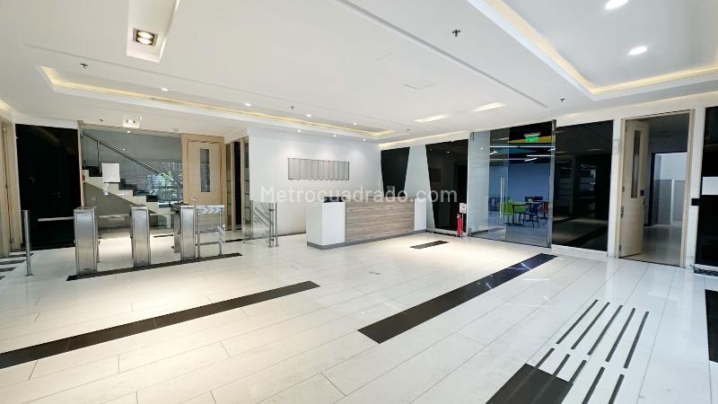 Edificio de Oficinas en Arriendo, BELLA SUIZA, Bogotá D.C. - Vista 3