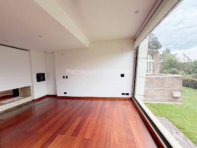 Casa de 4 alcobas en venta en Casa Blanca, Bogotá, 1389 m² · foto 4 de 20