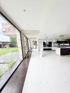 Casa de 4 alcobas en venta en Casa Blanca, Bogotá, 1389 m² · foto 8 de 20