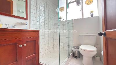 Casa de 5 alcobas en venta en La Soledad Teusaquillo, Bogotá, 270 m² · foto 8 de 16