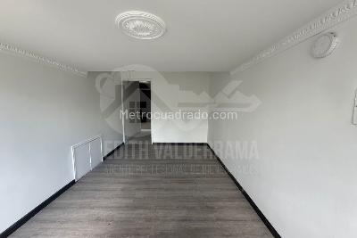 Casa de 5 alcobas en venta en Alcazares Norte, Bogotá, 260 m² · foto 4 de 20