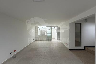 Casa de 5 alcobas en venta en Alcazares Norte, Bogotá, 260 m² · foto 7 de 20