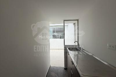 Casa de 5 alcobas en venta en Alcazares Norte, Bogotá, 260 m² · foto 9 de 20