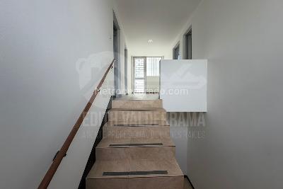 Casa de 5 alcobas en venta en Alcazares Norte, Bogotá, 260 m² · foto 13 de 20