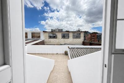 Casa de 5 alcobas en venta en Alcazares Norte, Bogotá, 260 m² · foto 17 de 20