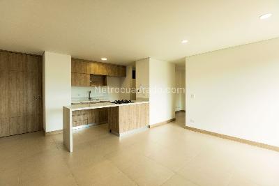 Apartamento en venta en La Cuenca, Envigado · foto 4 de 12